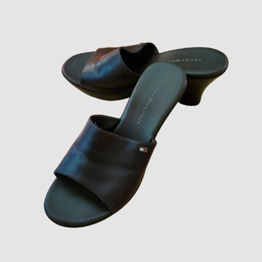 Tommy Hilfiger Brown Leather‎ "Ardlee" Wedge Sandal Size 6.5